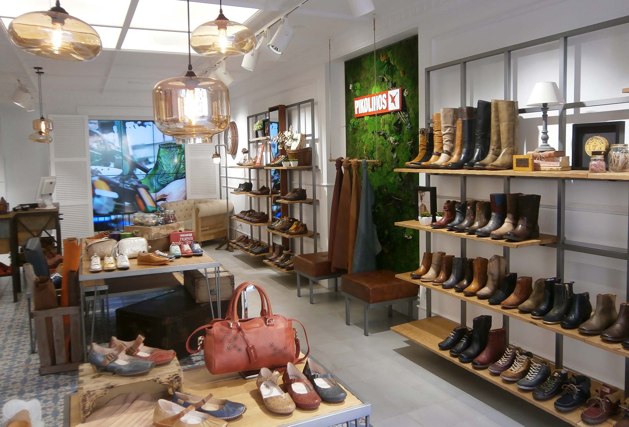 Interiorismo Pikolinos por Studio 17