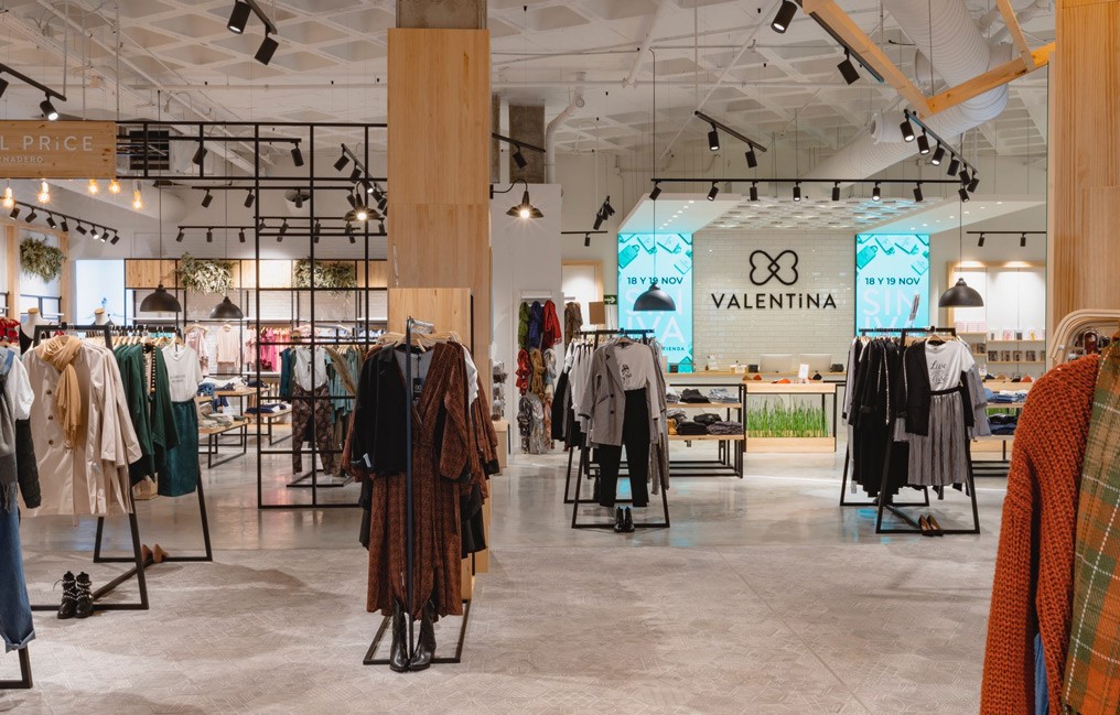 Mobiliario tienda Valentina por Studio 17